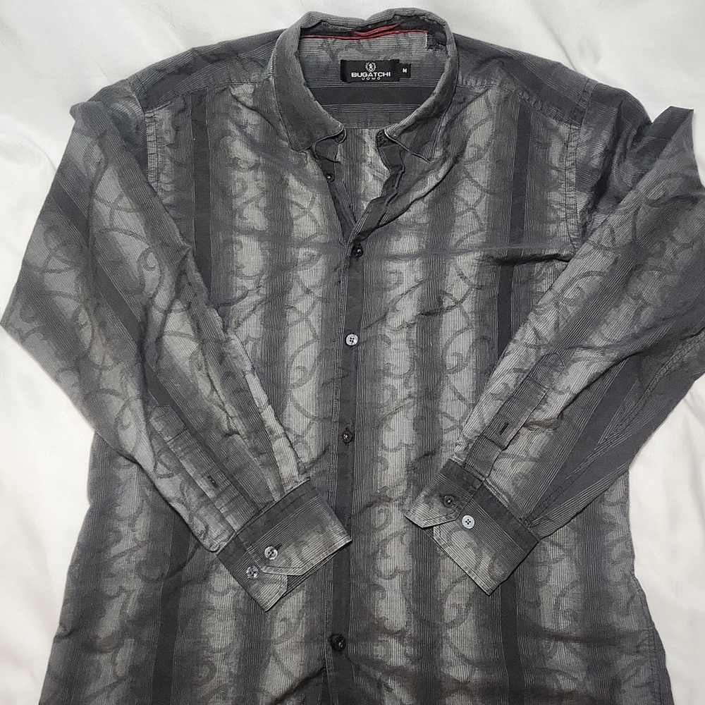 Bugatchi Uomo Men's Italian-Inspired Gray Patterned Button-Up Dress Shirt